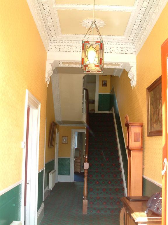 مبيت وإفطار دون لاوجير Claremont House المظهر الخارجي الصورة